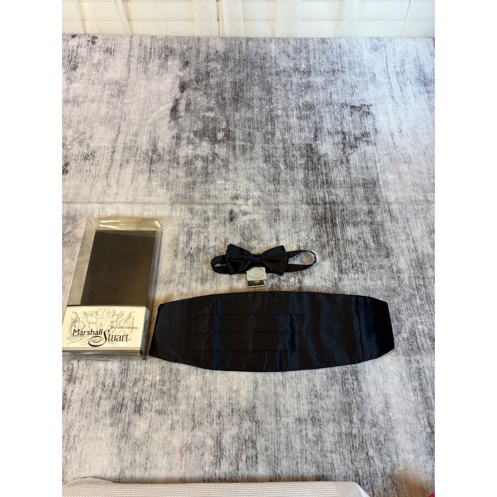 Vintage Marshall Stuart Mens Black 100% Silk Cummerbund / Bow Tie Set 1303-0015